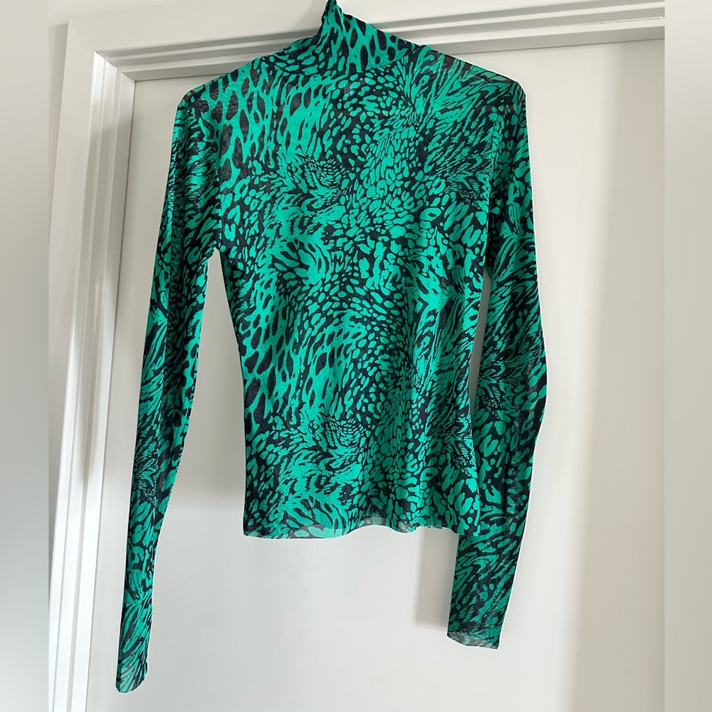 Olivaceous Green Patterned Women's Top